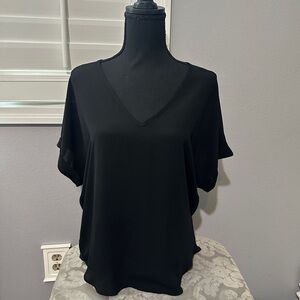 Lush Short Sleeve Black Vneck